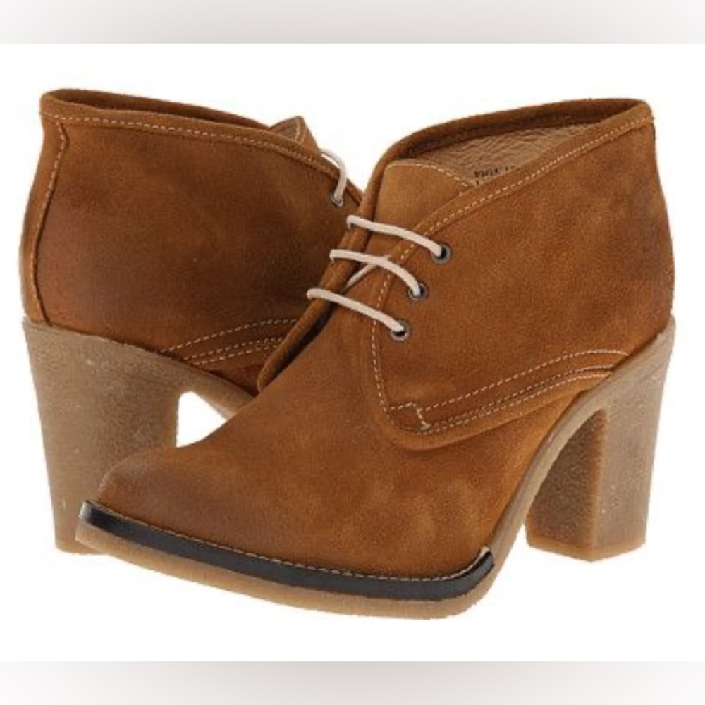 Sivilla Tie Boots Camel Suede